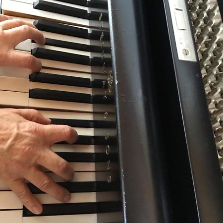 Pianoforte سواكوبموند المظهر الخارجي الصورة